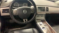 جاگوار XF
